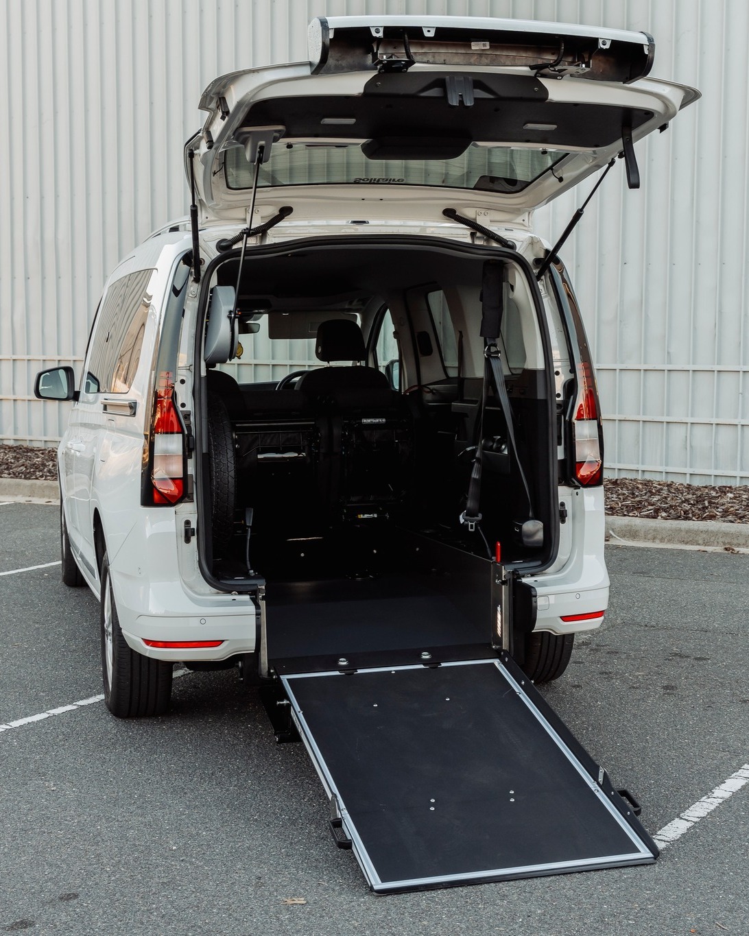 Volkswagen Caddy & Caddy Maxi 5 | Fifth Gear Motoring
